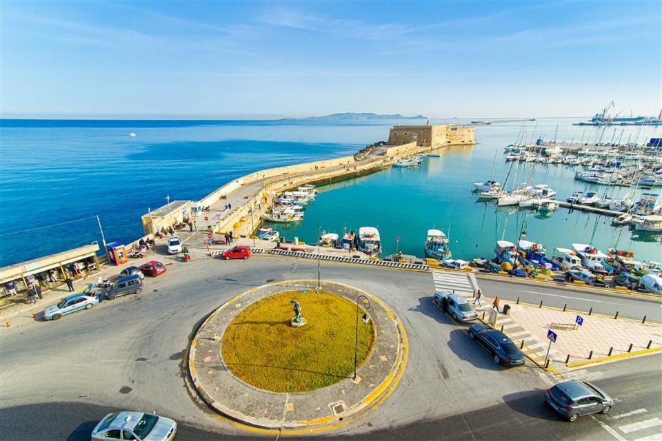 Casa Al Mare Sea View Heraklion City Center Exteriör bild