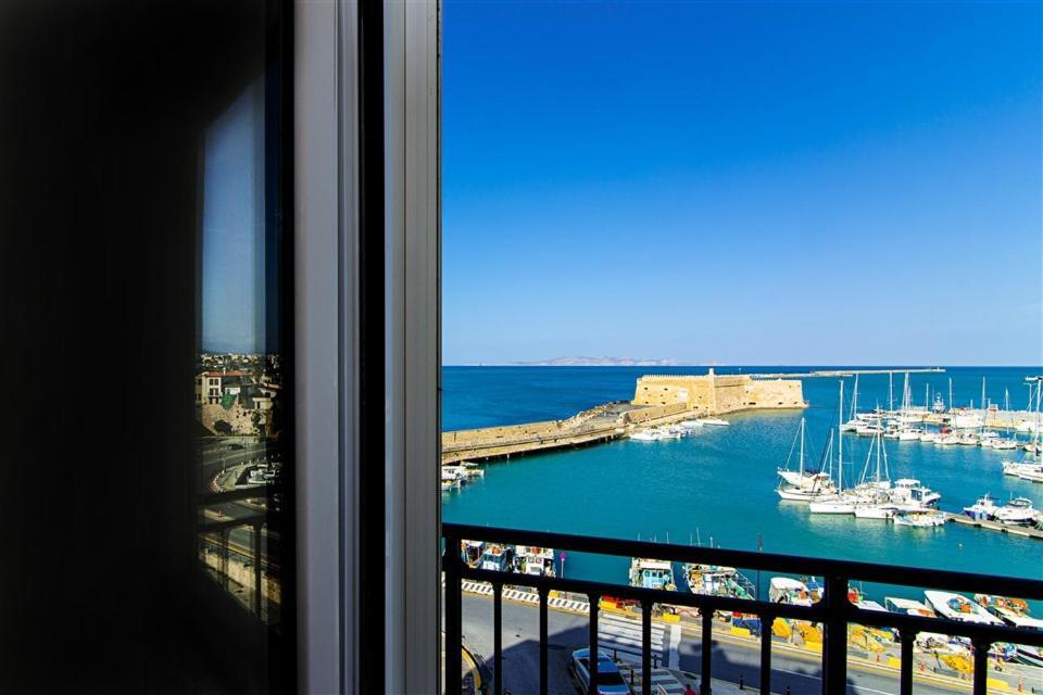 Casa Al Mare Sea View Heraklion City Center Exteriör bild